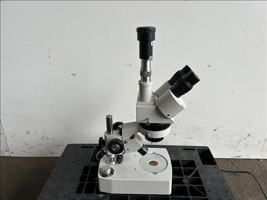 Microscope