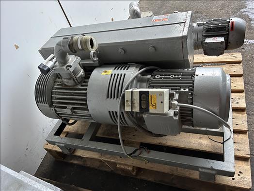 Vacuum pumps