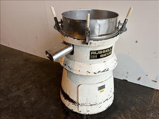 Vibratory sieve