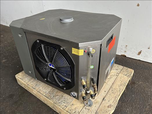 Water chiller