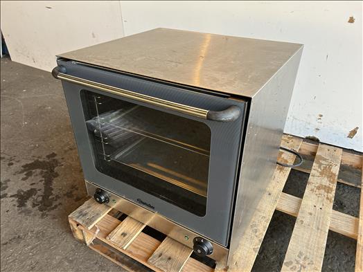 Convection oven