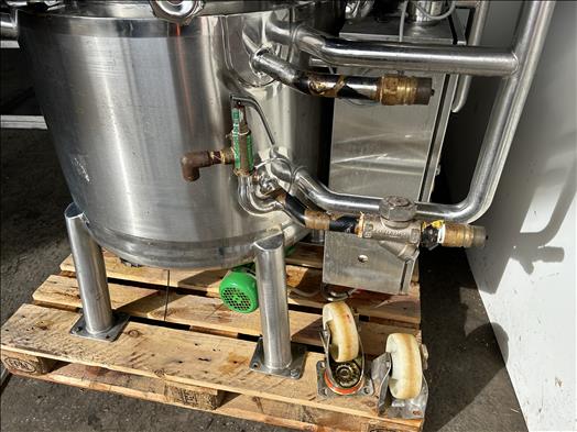 High shear mixing tank