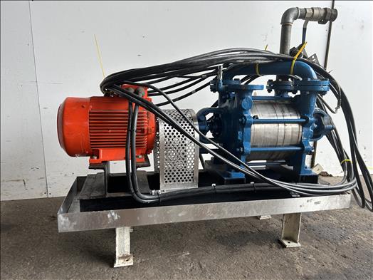 Vacuum pump