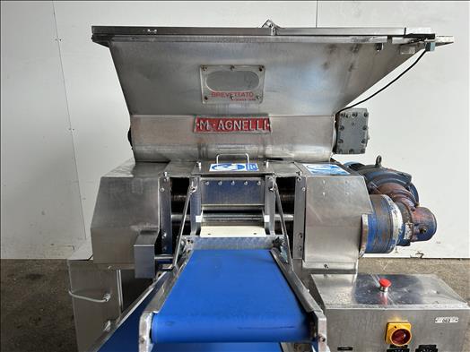 Automatic pasta sheeter