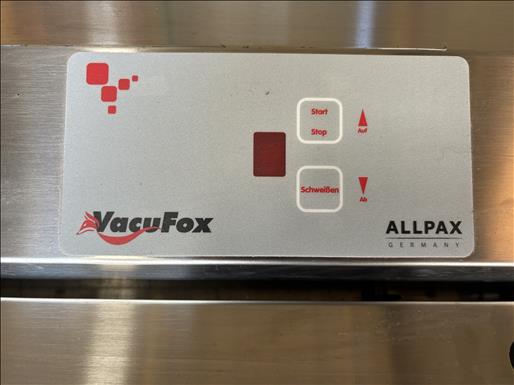 Vacuum sealer