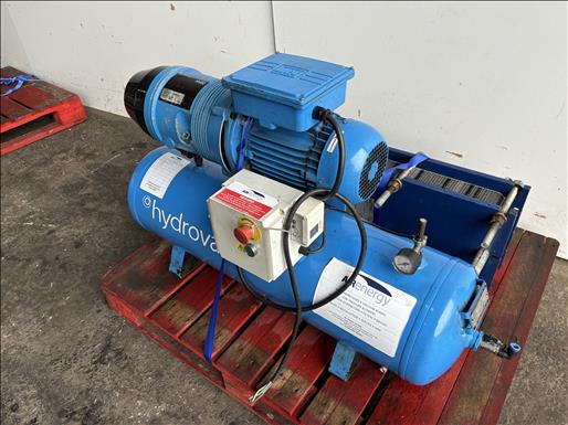 Air compressor