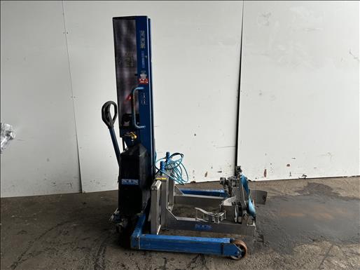 Power clamp drum tipper