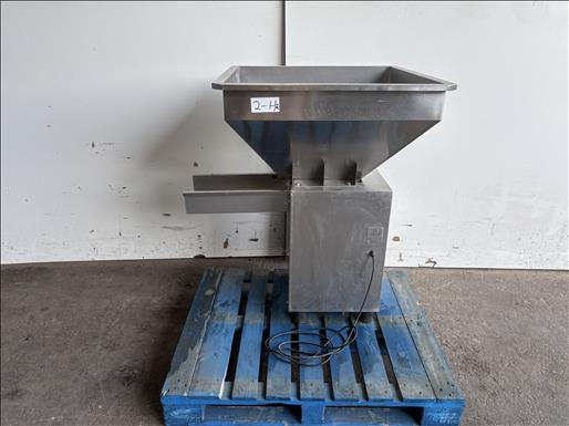 Vibratory feeder