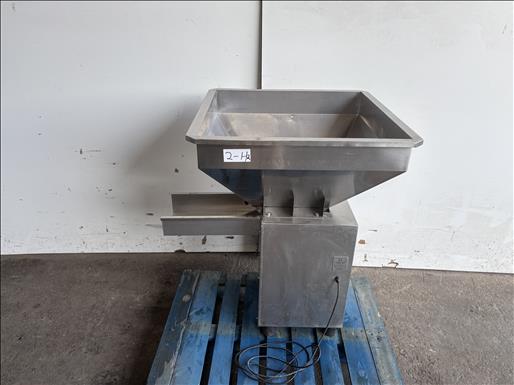 Vibratory feeder