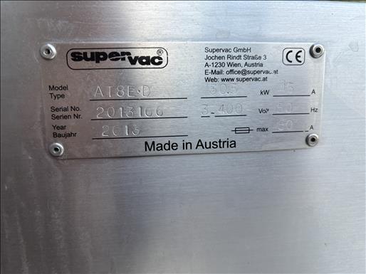 Vacuum chamber packaging line