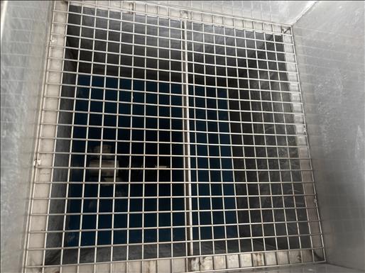 Hopper and screw feeder