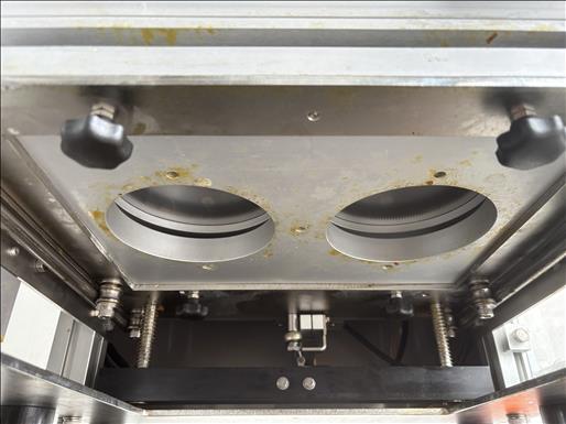 Semi automatic heat seal machine