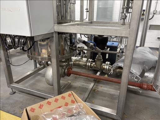 Pure steam generator