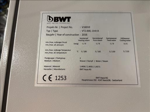 Pure steam generator