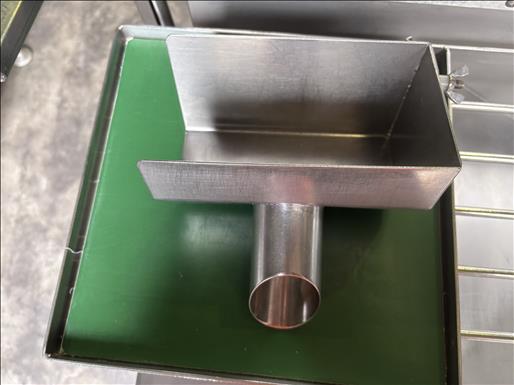 Chocolate tempering machine