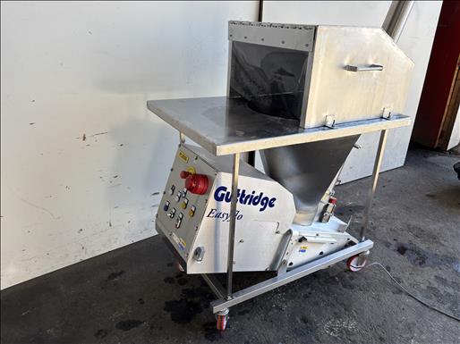 Mobile screw elevator