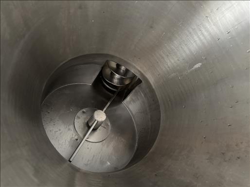 Mobile screw elevator