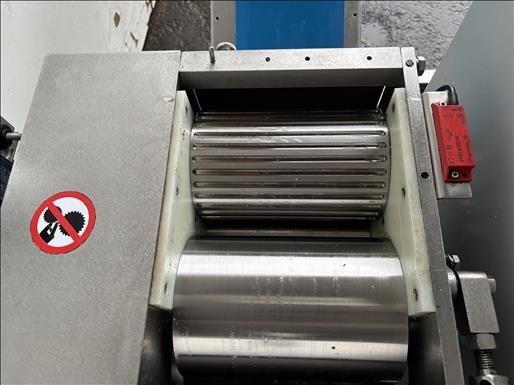 Three roll sheeter
