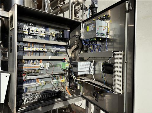 Multistage Pressure Column Distillation Unit