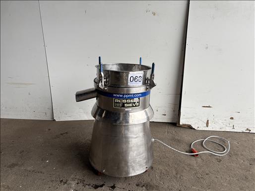 Vibratory sieve