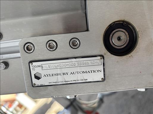 Flighted elevator conveyor