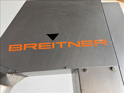 Flighted elevator conveyor