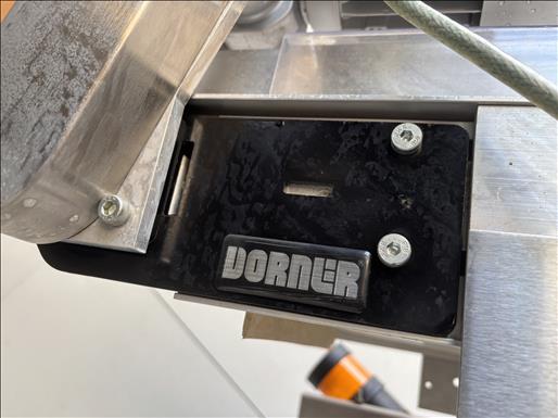 flighted elevator conveyor