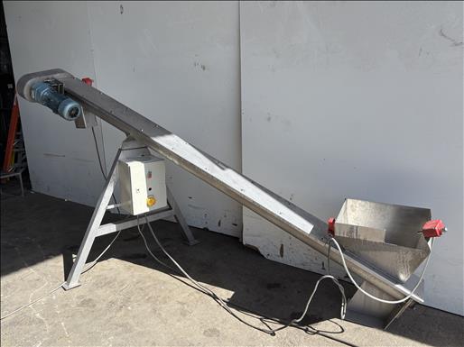 Elevator screw conveyor