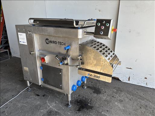 Twin shaft paddle mixer