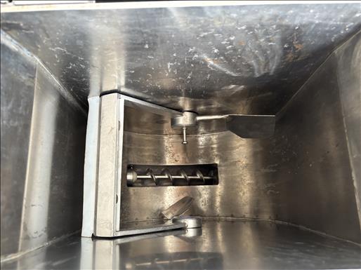 Heated butter pump