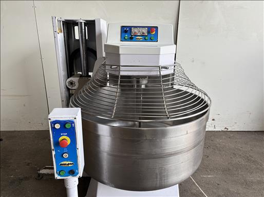 Self Tilting Bowl Mixer