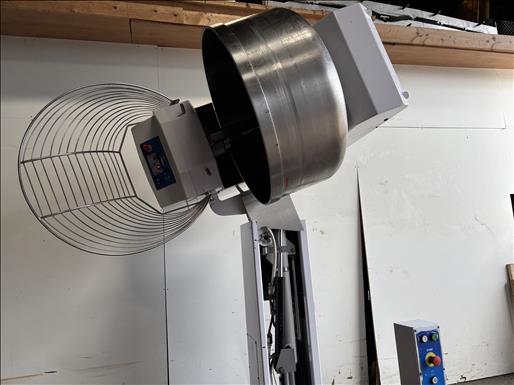 Self Tilting Bowl Mixer