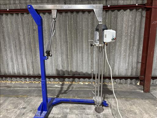 High shear mixer on stand