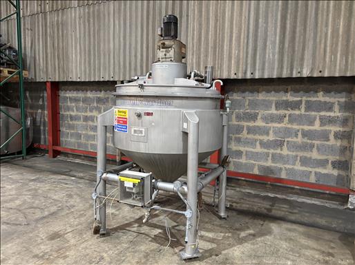 jacketed mixing vessel