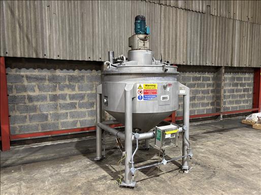 jacketed mixing vessel