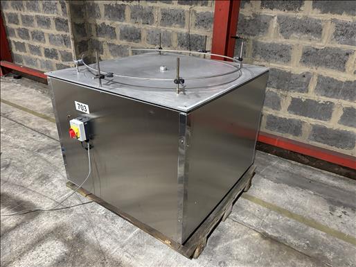 Rotary table
