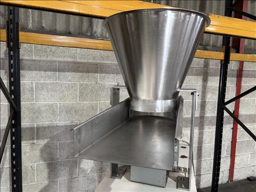 Vibratory feed conveyor