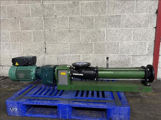 Screw pump